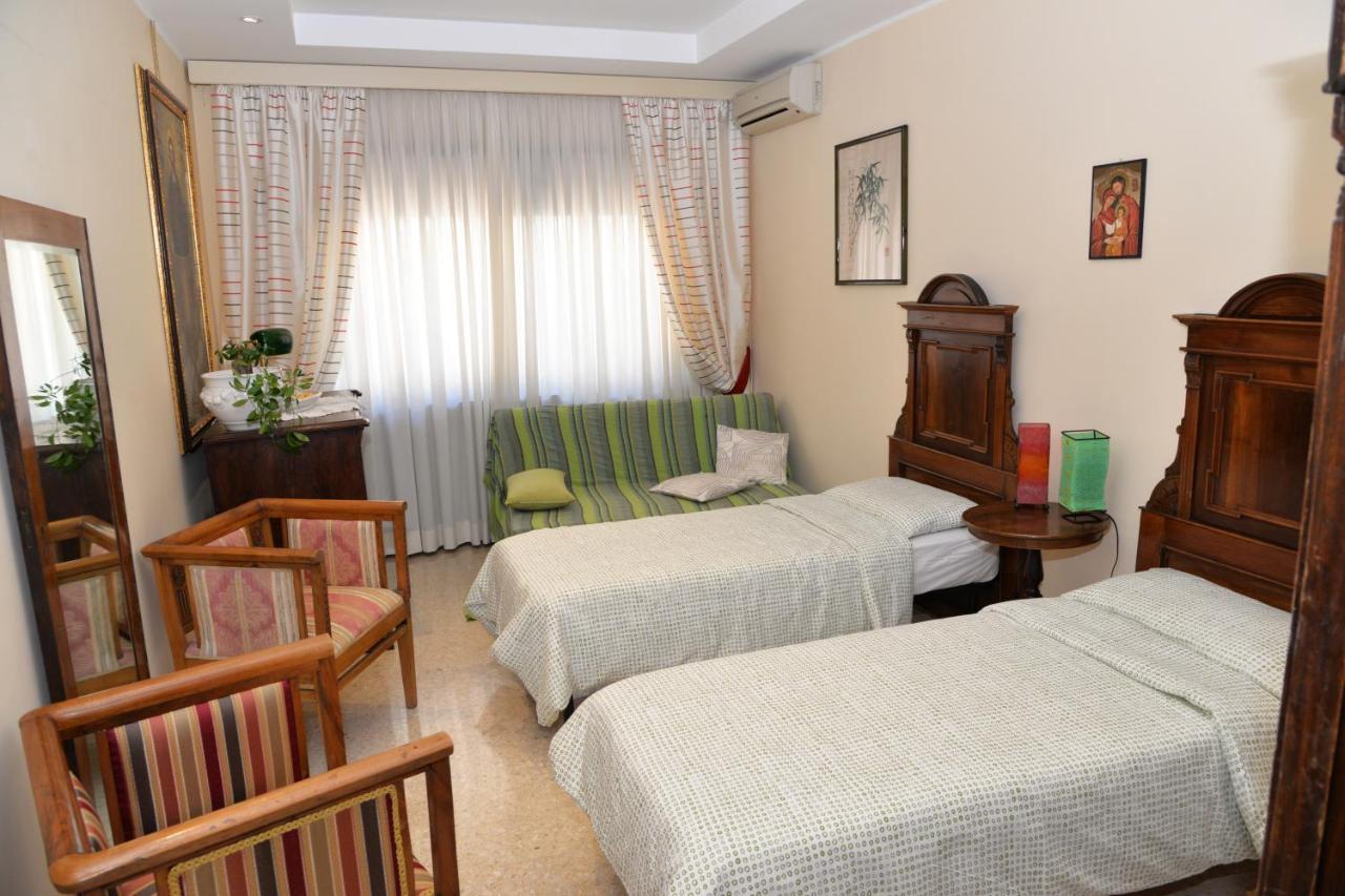Friendly House Rome Vila Exterior foto